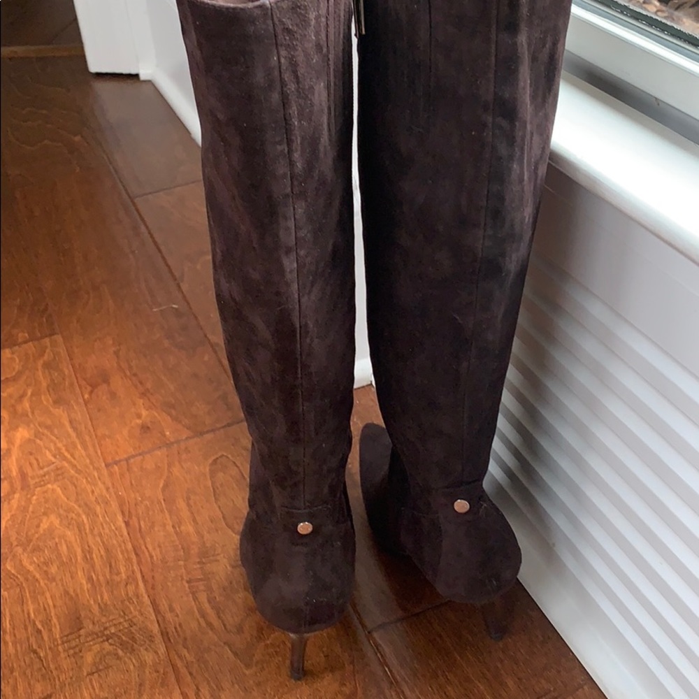 BootS - Picture 3 of 4